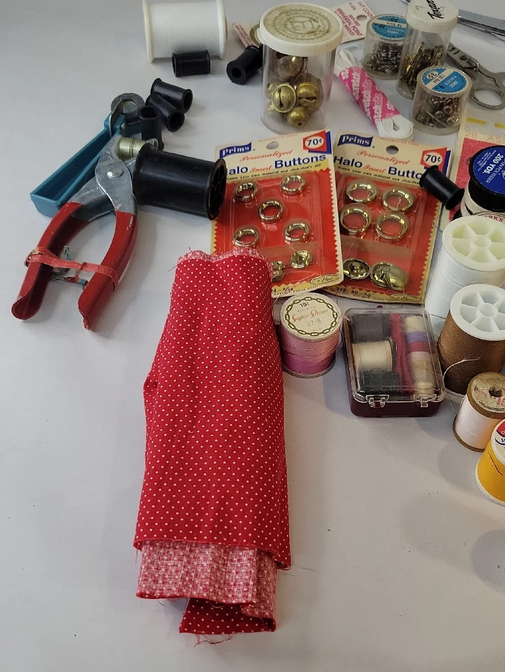 Sewing Notions Lot with Thread Spools & Scissors - Multi